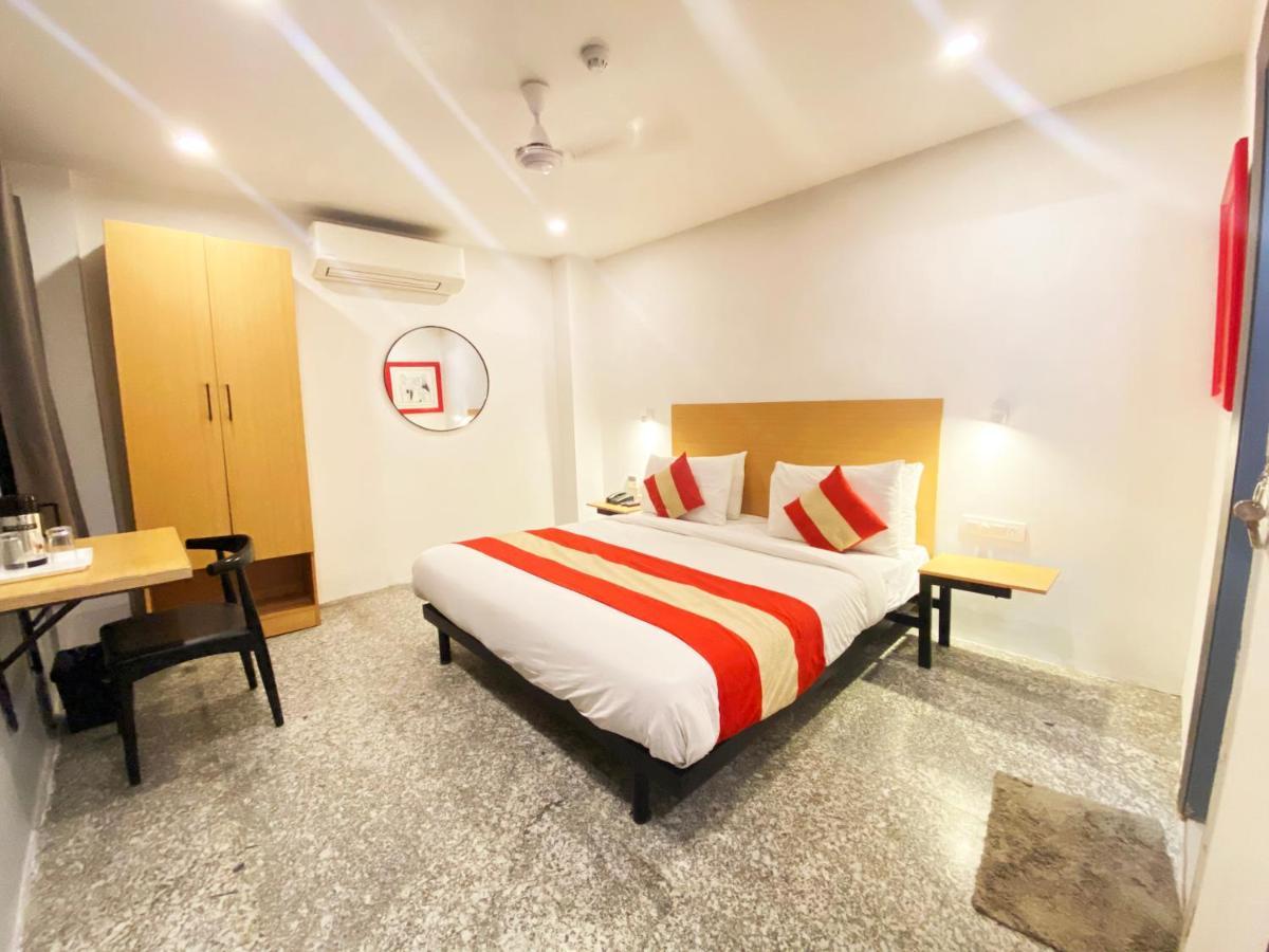 Qotel Comfort Golden Saffron Punjabi Bagh Nueva Delhi Exterior foto