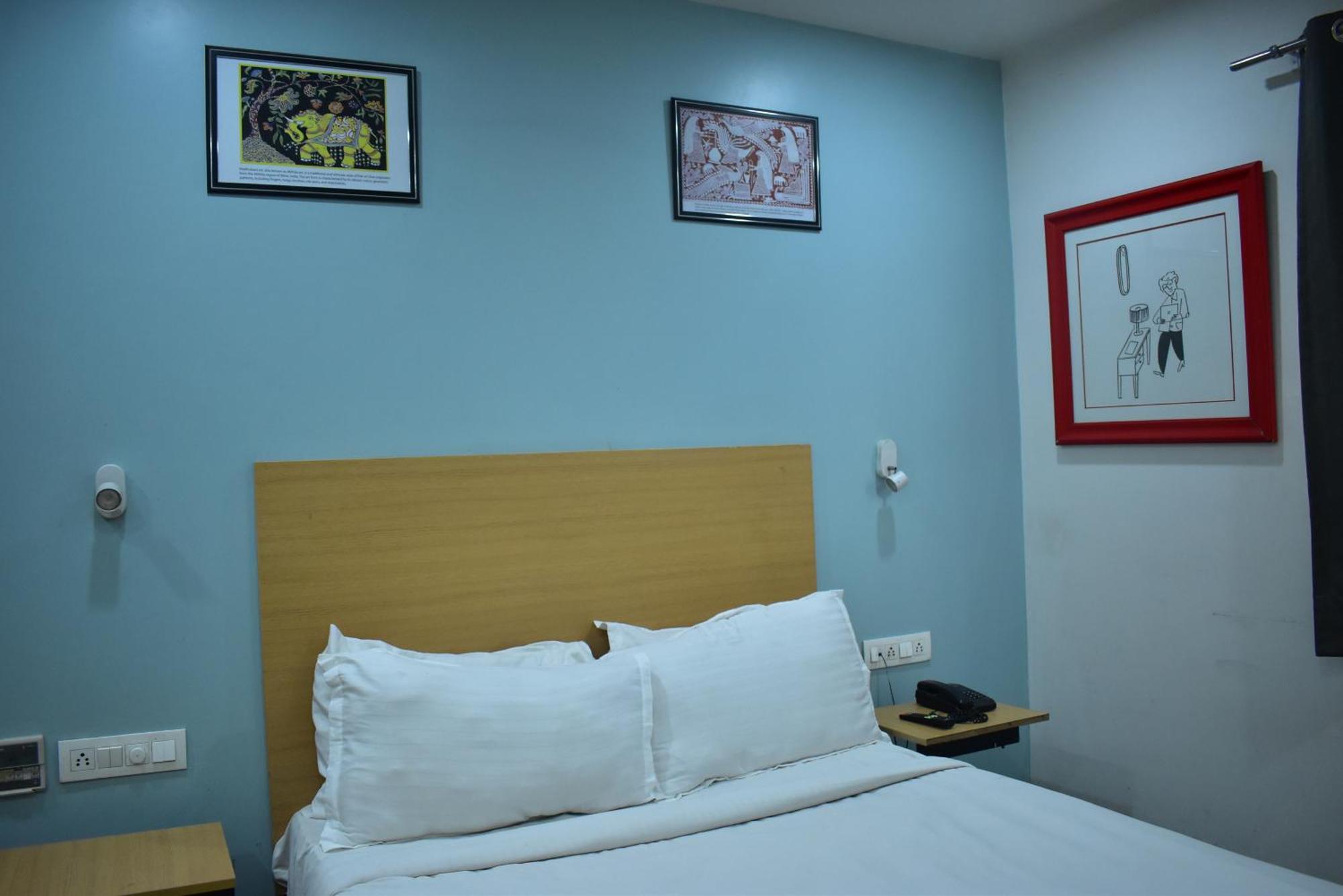Qotel Comfort Golden Saffron Punjabi Bagh Nueva Delhi Exterior foto