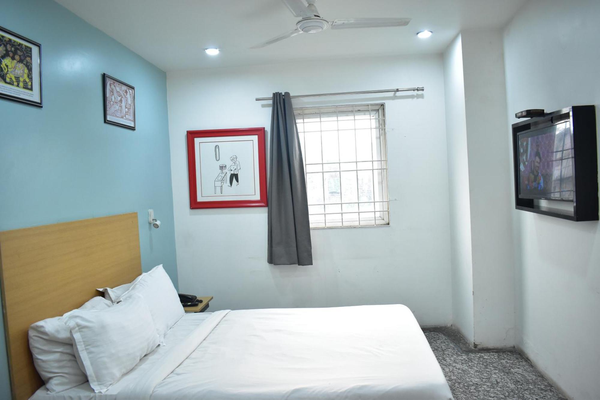 Qotel Comfort Golden Saffron Punjabi Bagh Nueva Delhi Exterior foto